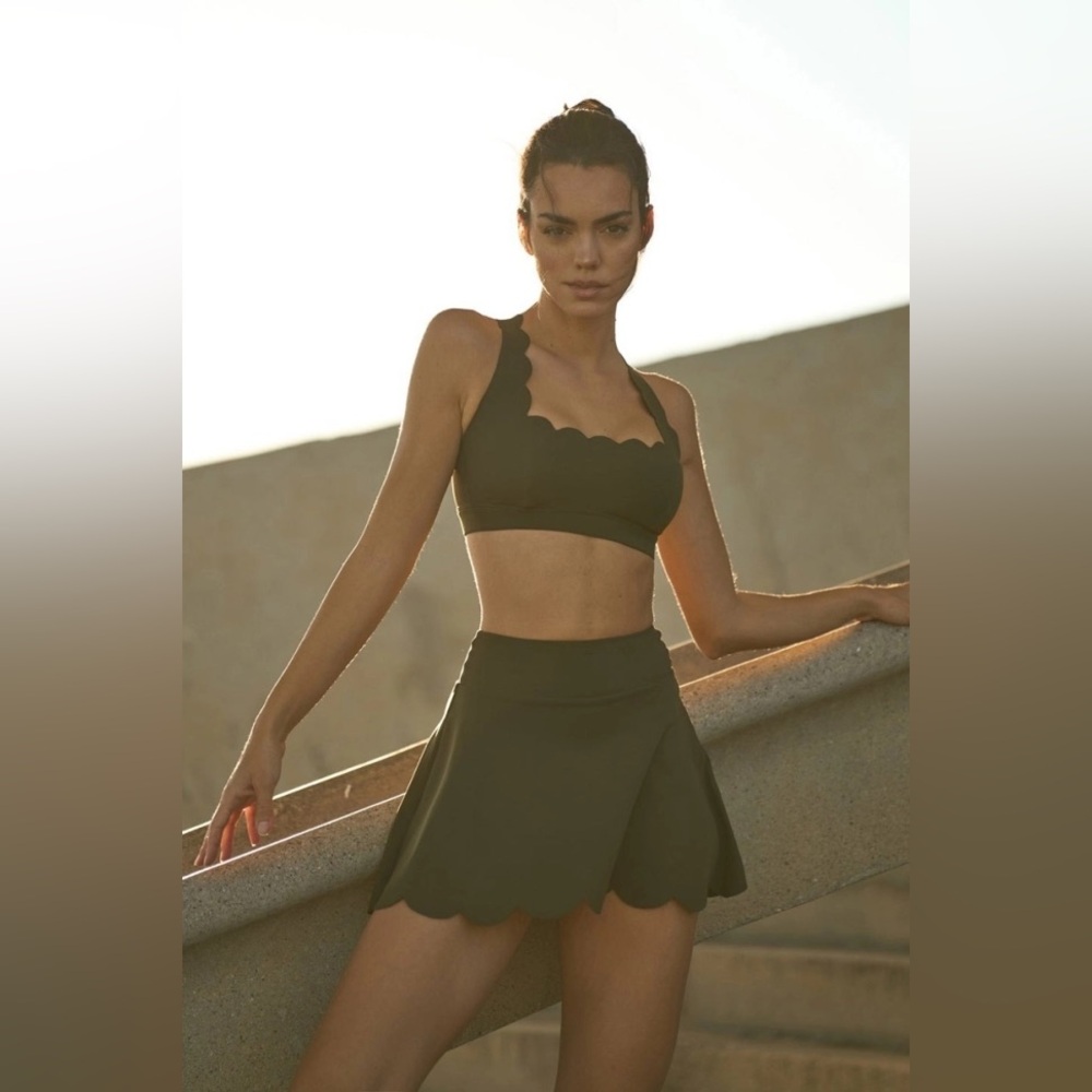 NWOT Wiskii Green Scallop Tennis Skirt High Waist Activewear Small